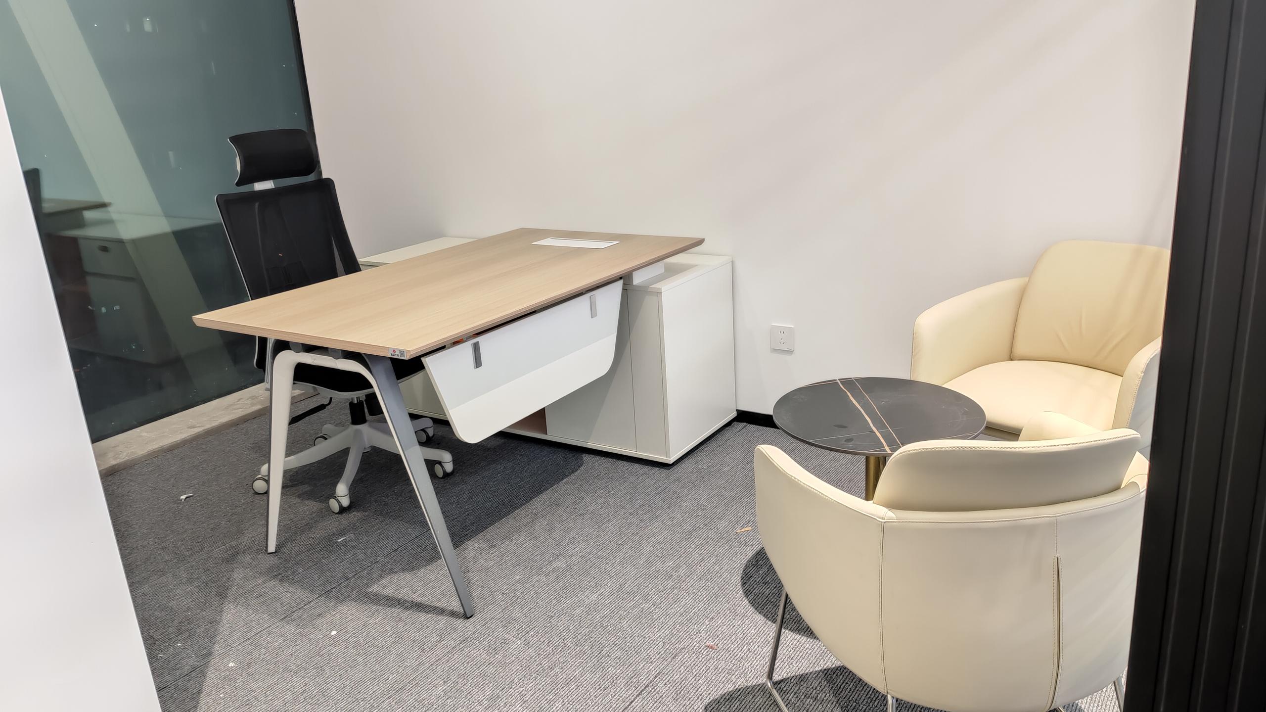 Executive office desk