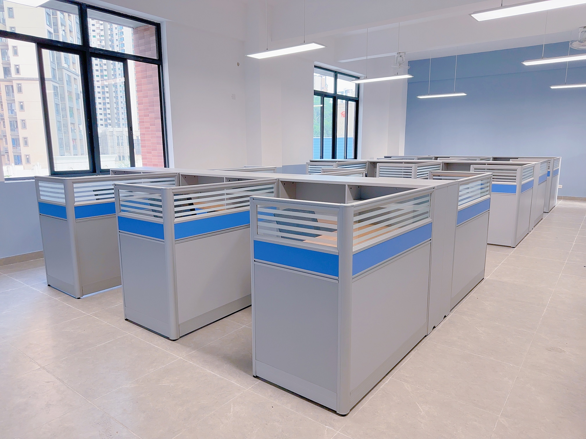 Screen office desk