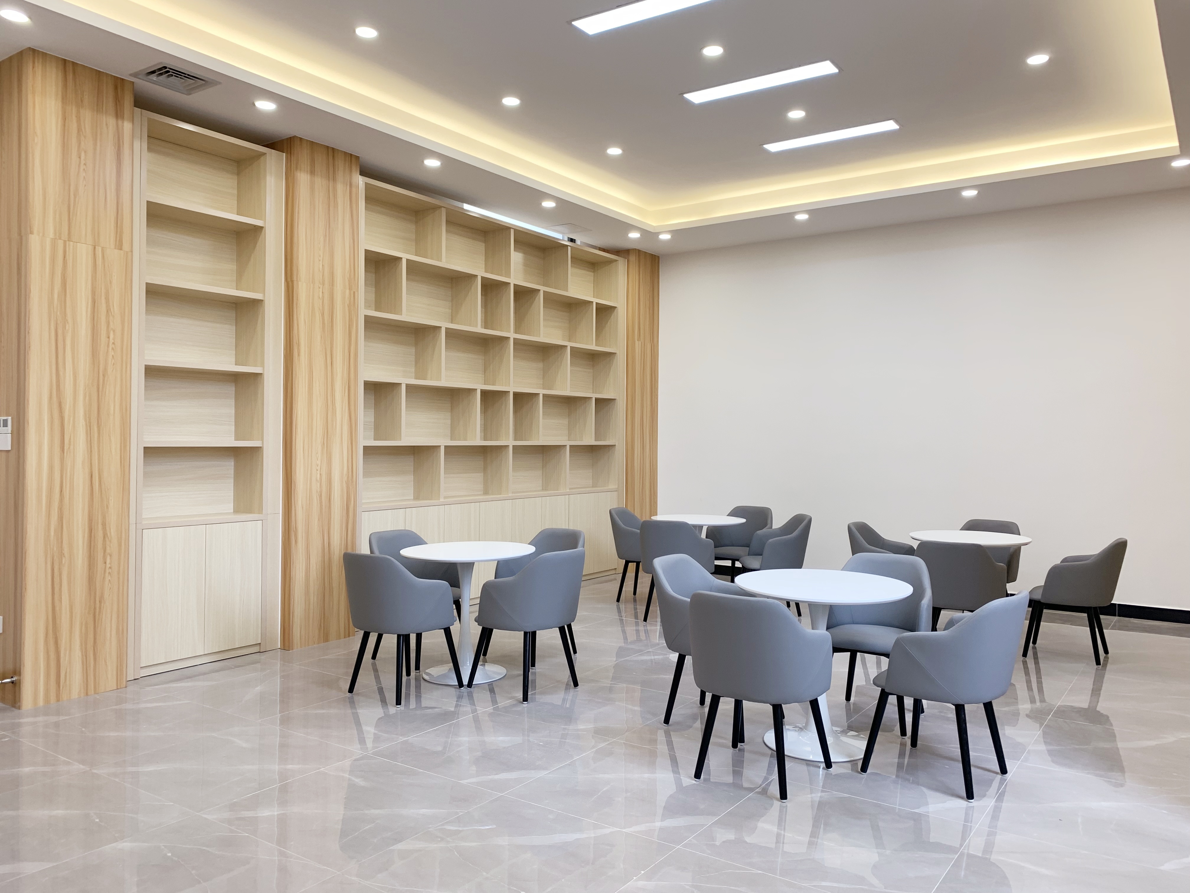 Bookshelf