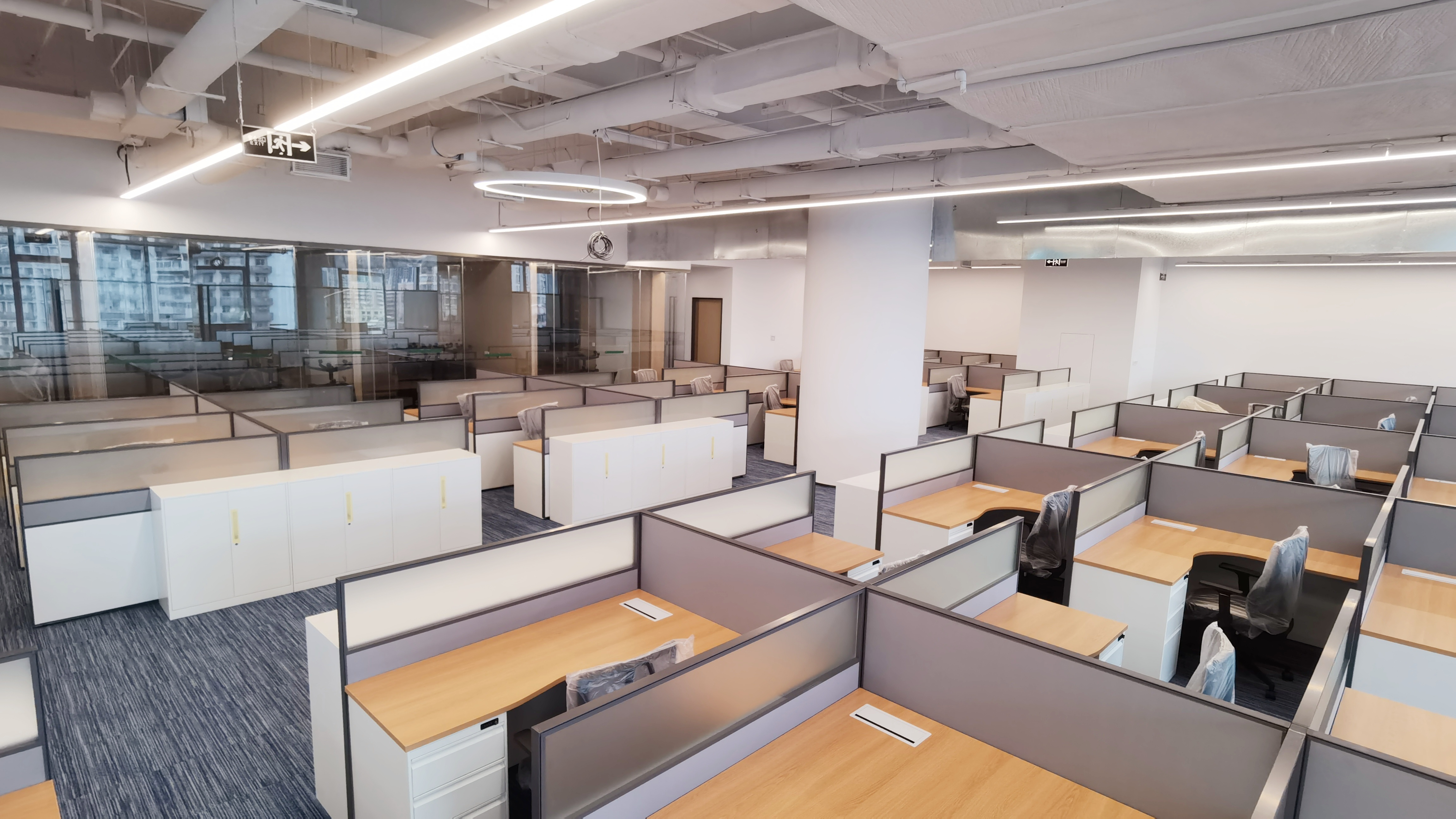 Screen office desk