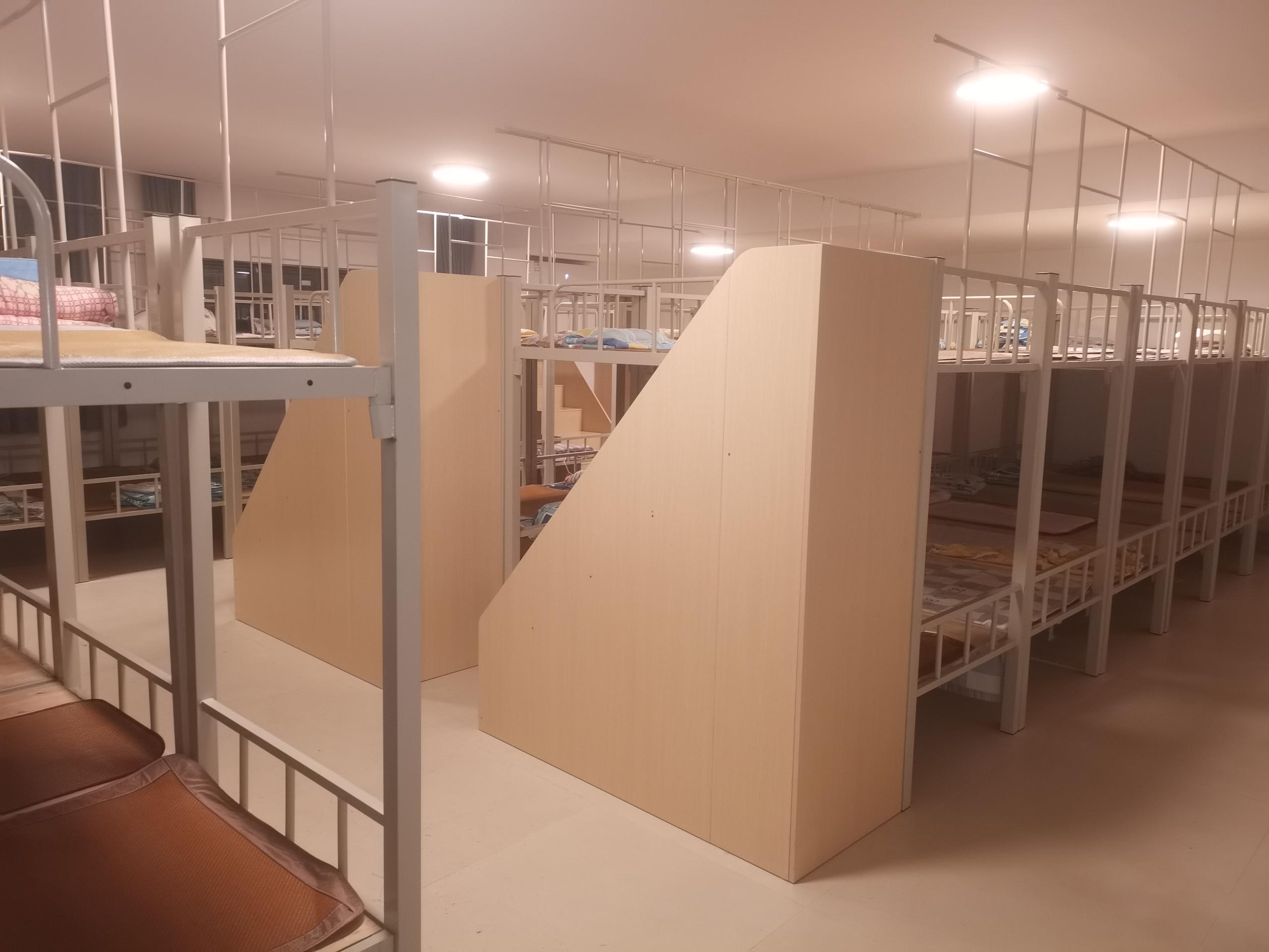 Storage cabinet