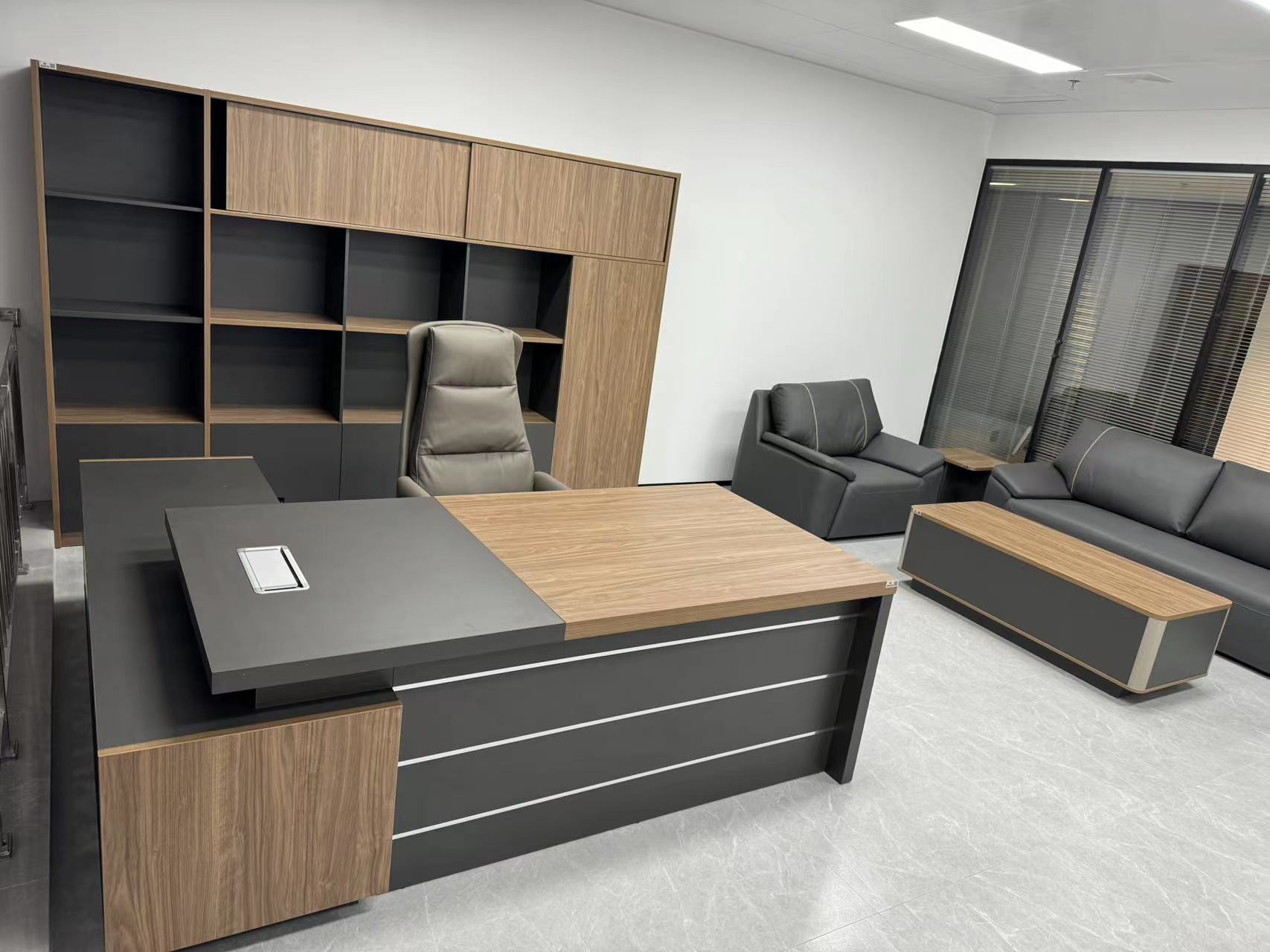 customizing office furniture