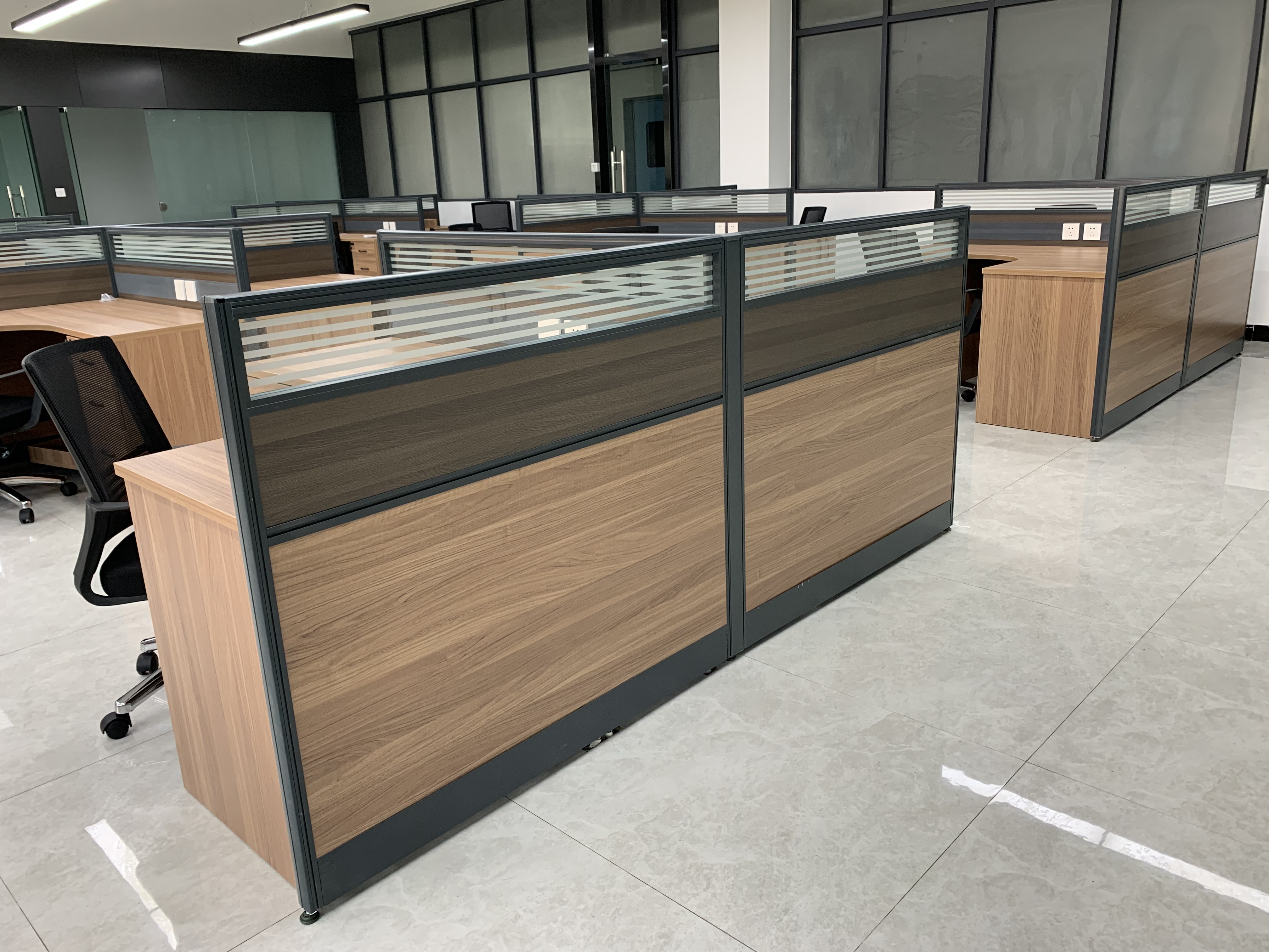 Screen office desk