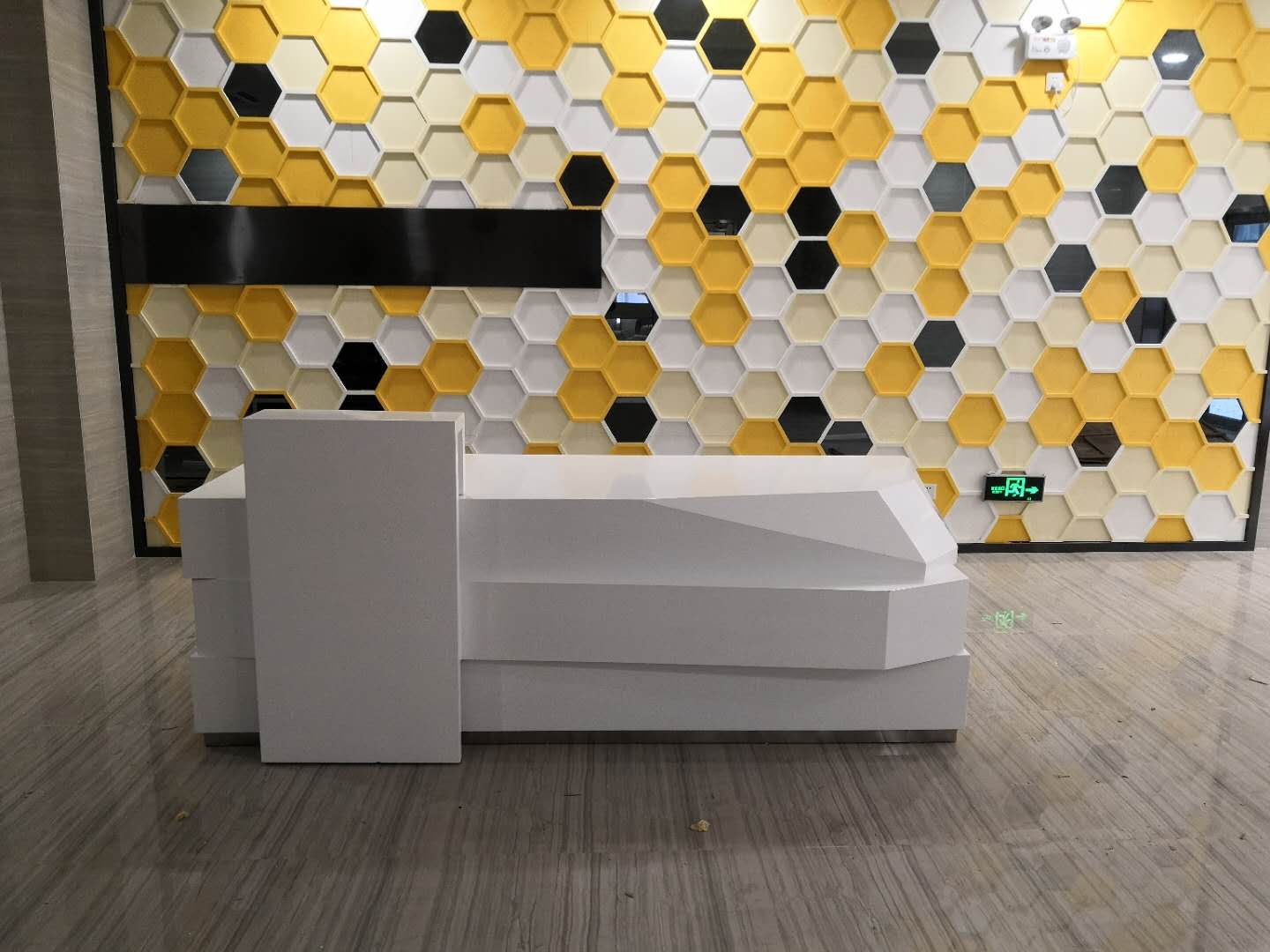 Reception desk