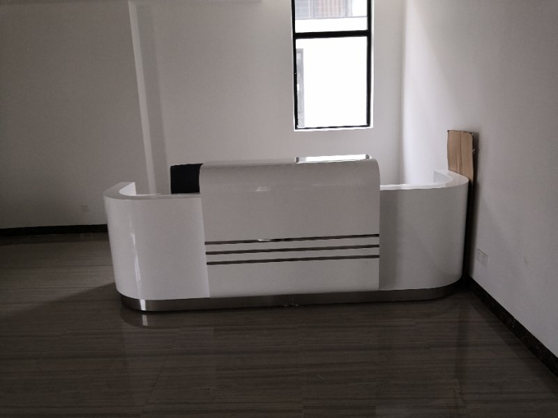 Reception desk