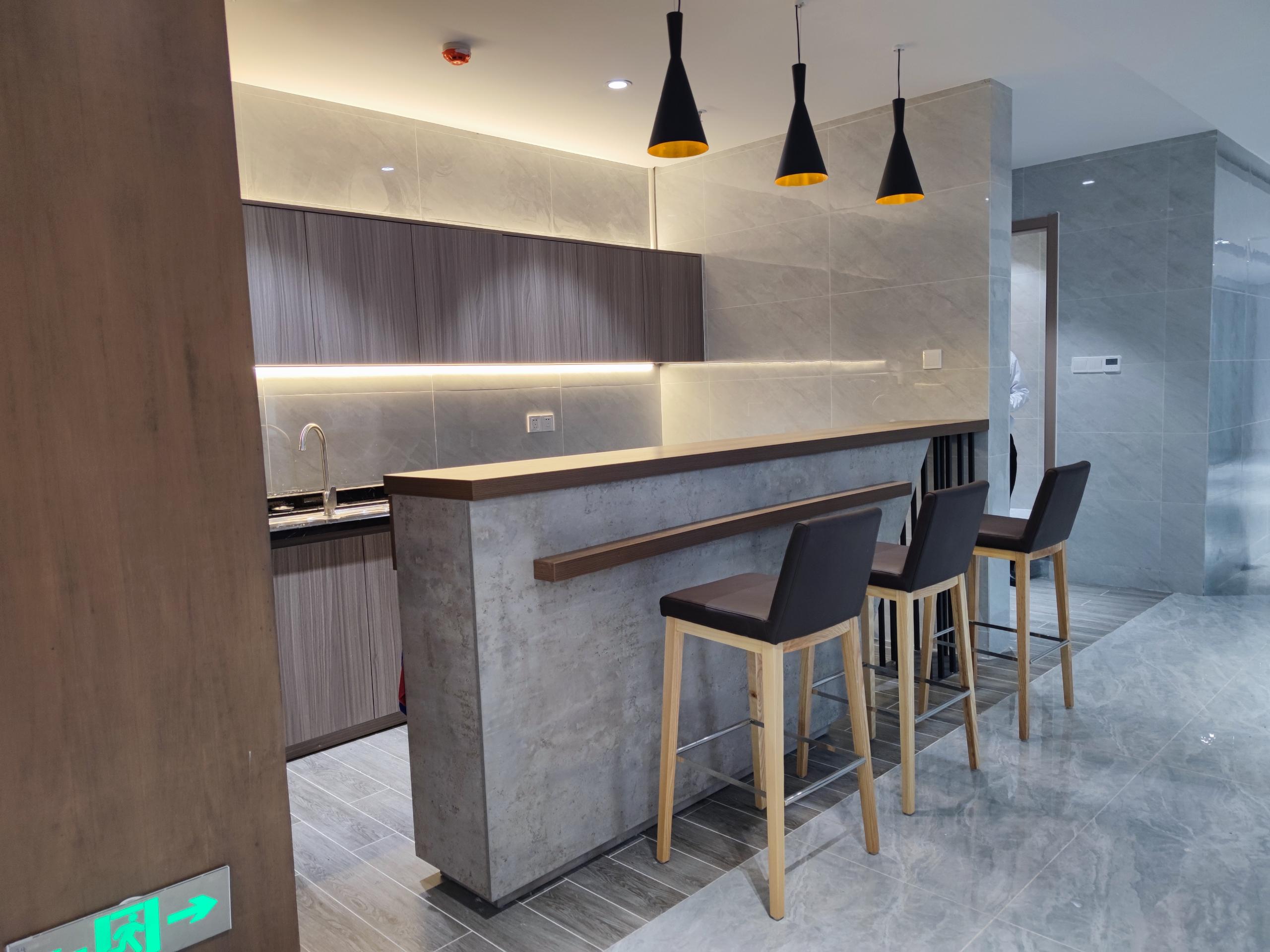 Bar counter