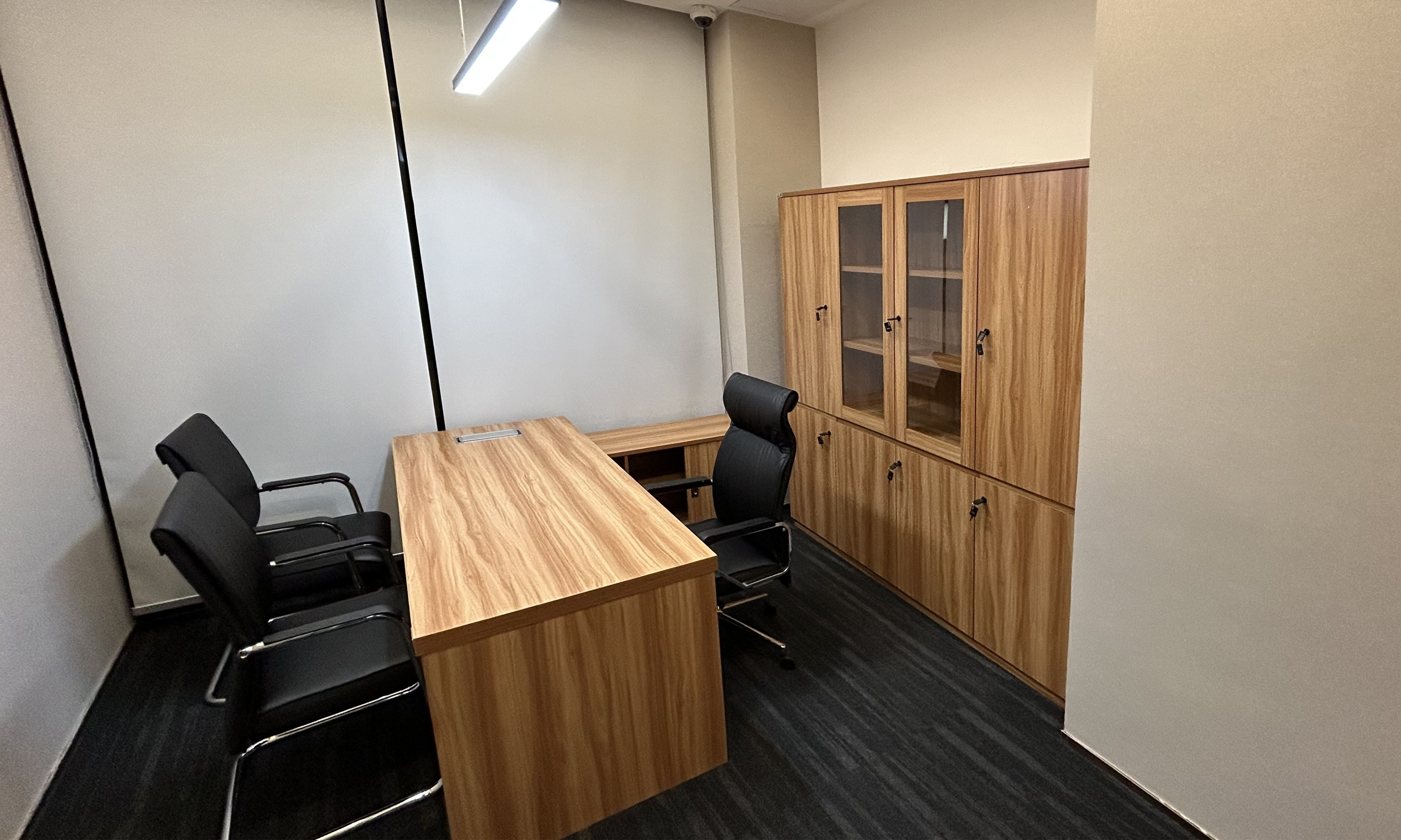 Manager desk