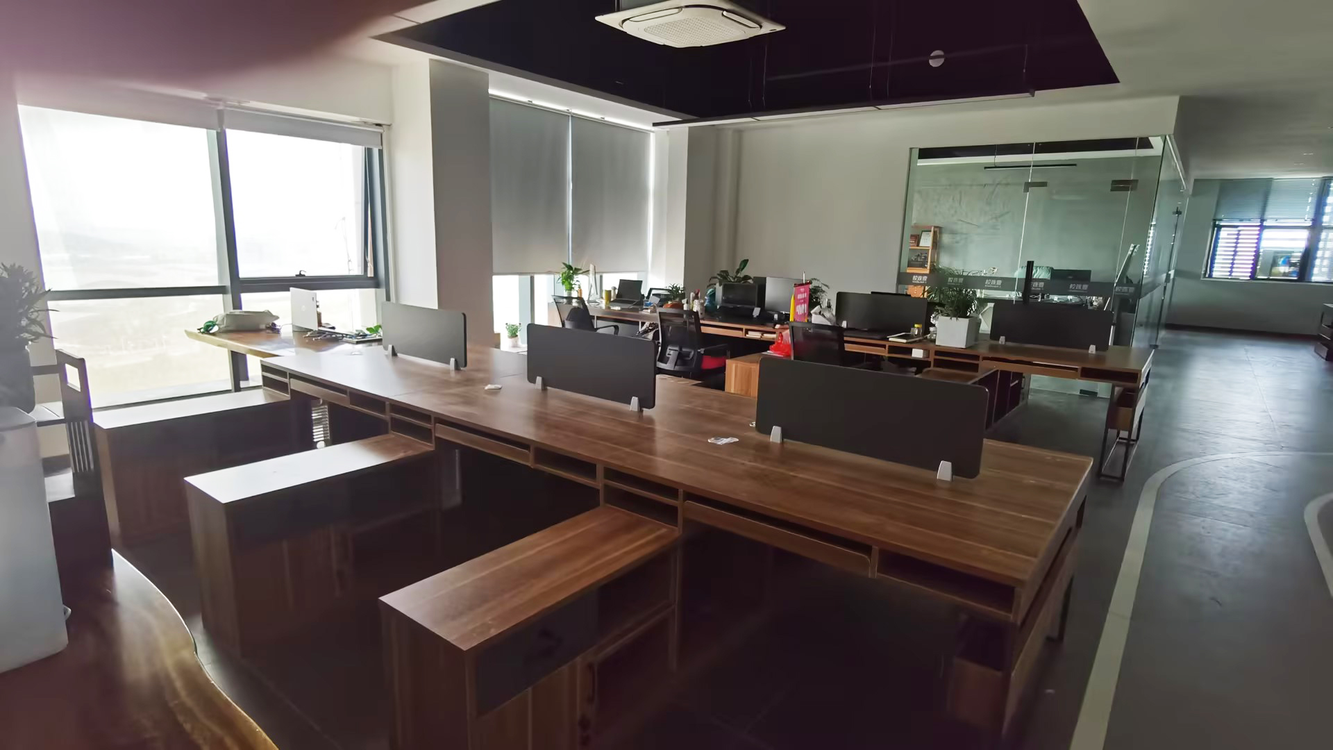 Workstation