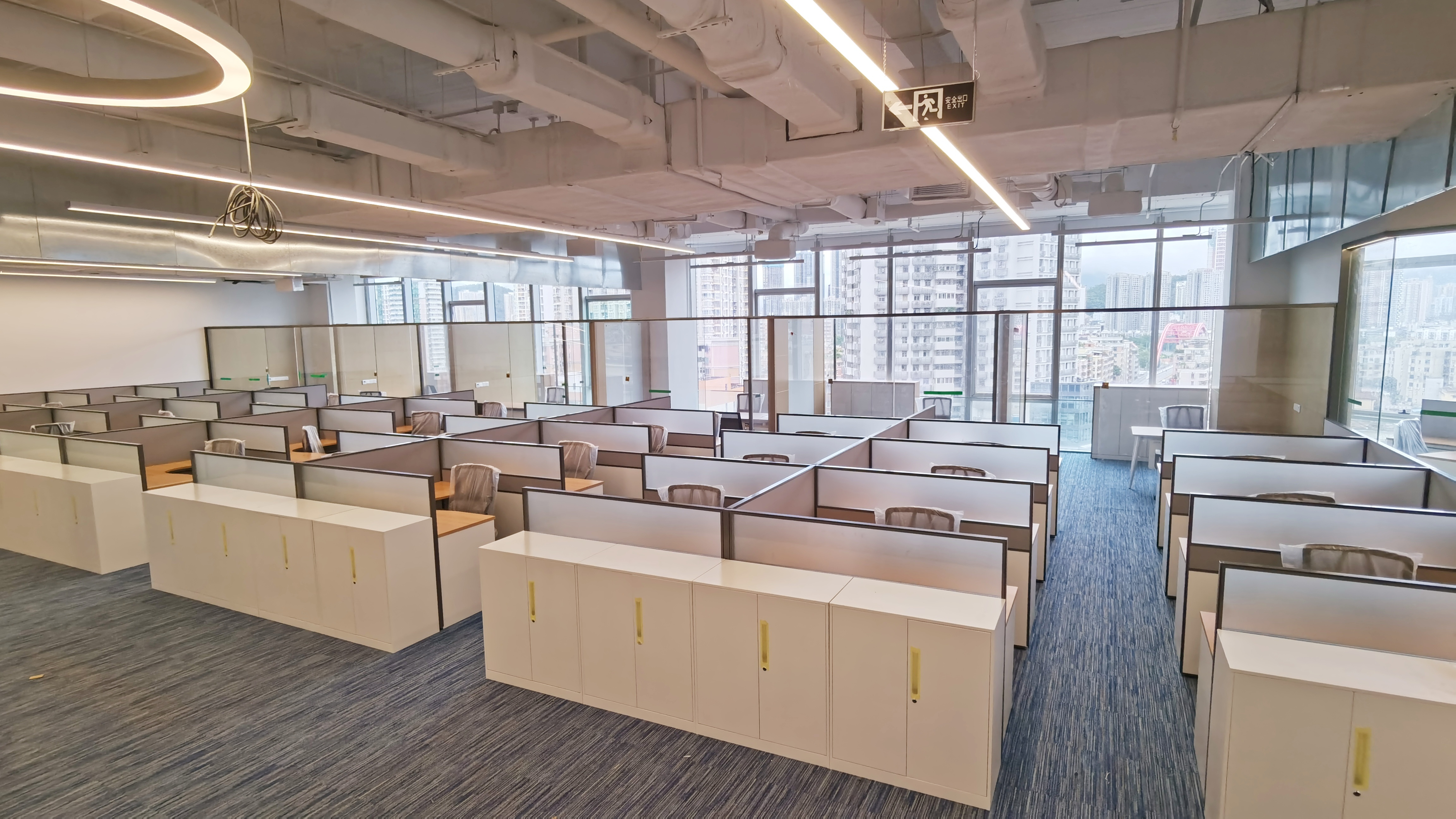 Screen office desk