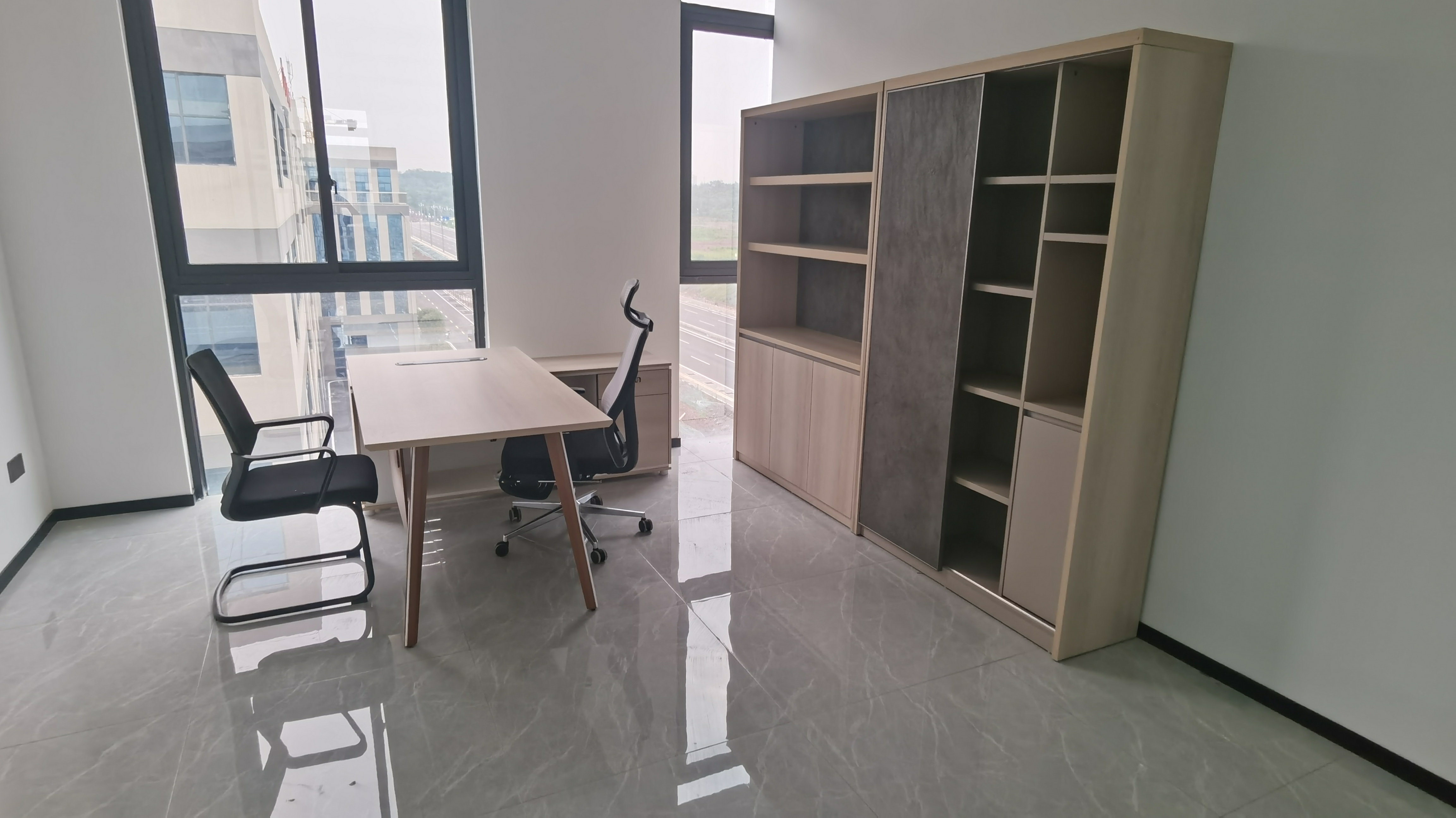 Manager desk