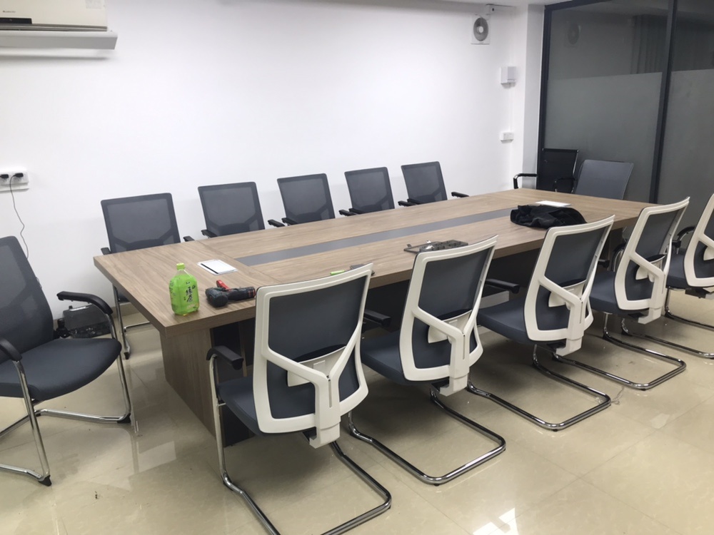 Mesh office chair
