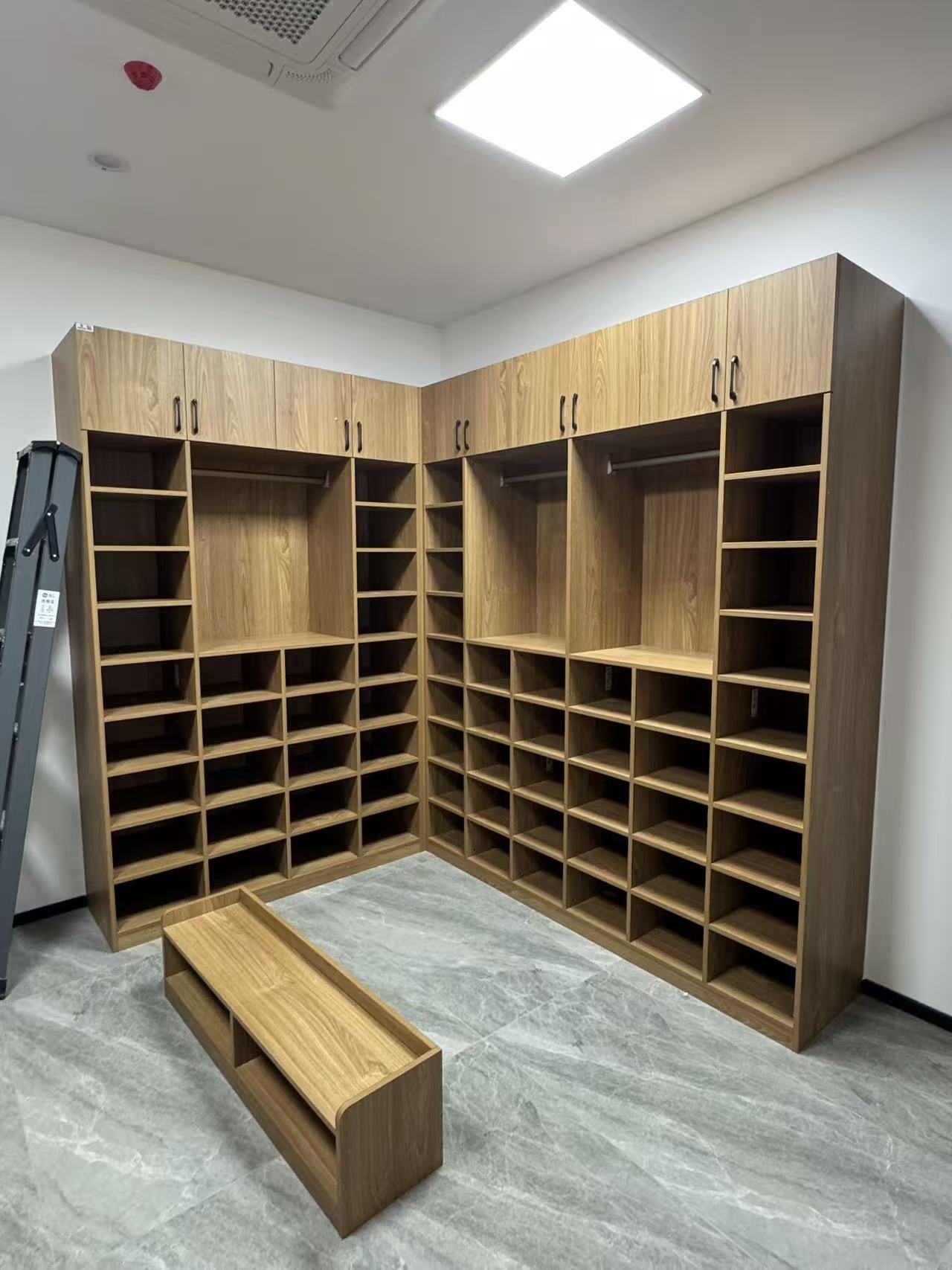 Smart Office Furniture
