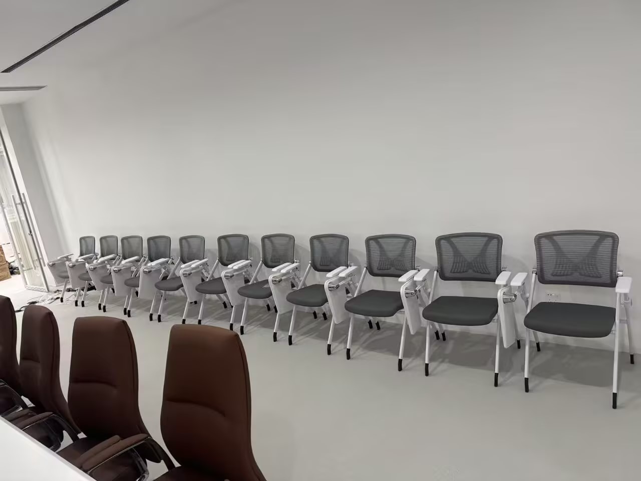 meeting room chairs supplier